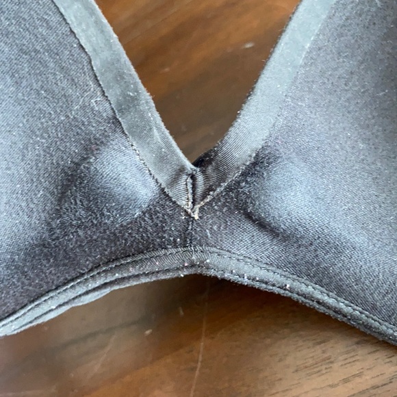 Victoria’s Secret Plunge Bra - Picture 4 of 4